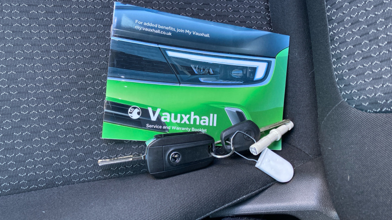 Vauxhall Crossland 1.2 Turbo Design 5dr Petrol Hatchback